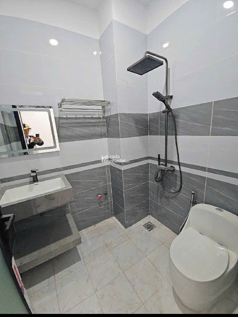 HẺM XE TẢI THÔNG - NGAY AEON MALL - LÊ TRỌNG TẤN - TÂN PHÚ - 3 TẦNG - 51M2 -CHỈ HƠN 5 TỶ