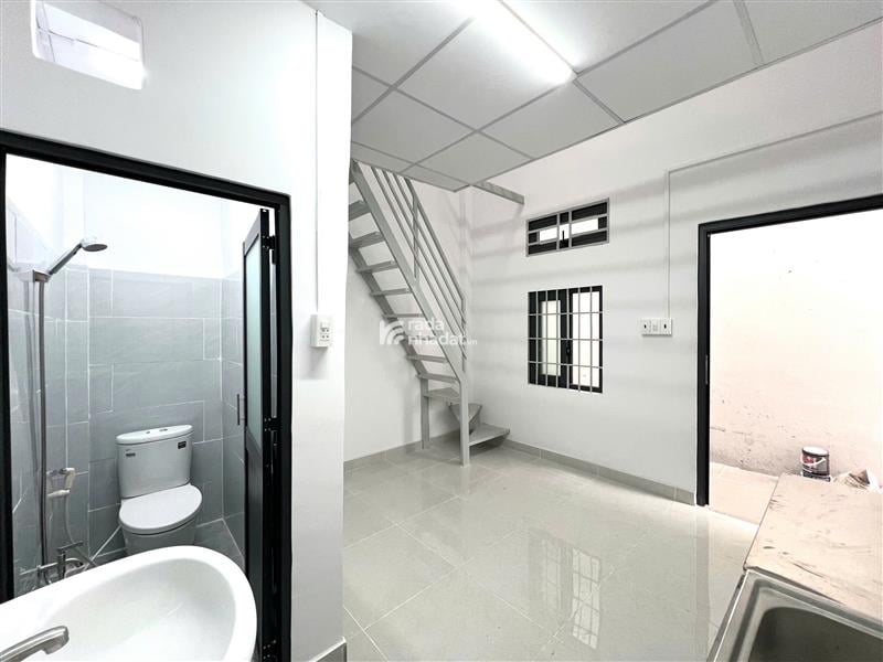 MẶT TIỀN TRẦN BÁ GIAO- P.5- GÒ VẤP- DT: 5*17M- 9 TỶ 5