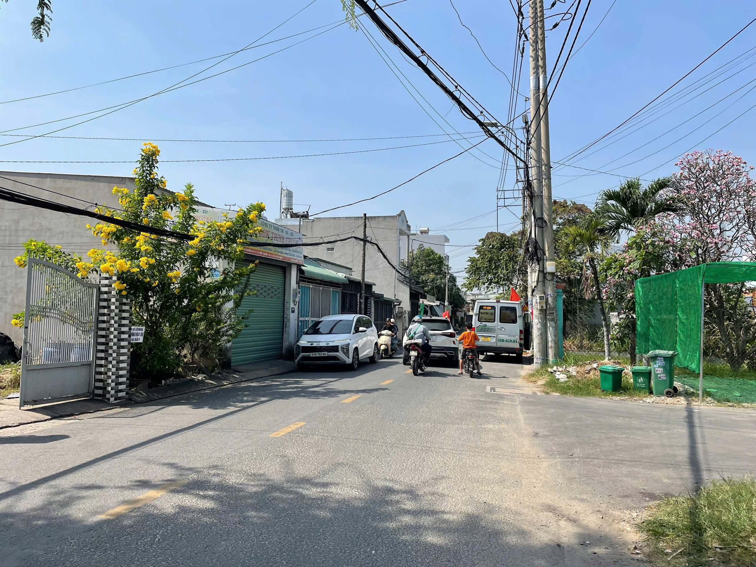 BÁN NHÀ MĂT TIỀN LIÊN KHU 2-5, XE TẢI THÔNG, KINH DOANH, HIỆP THÀNH, Q12, GIÁ 6.5 TỶ 