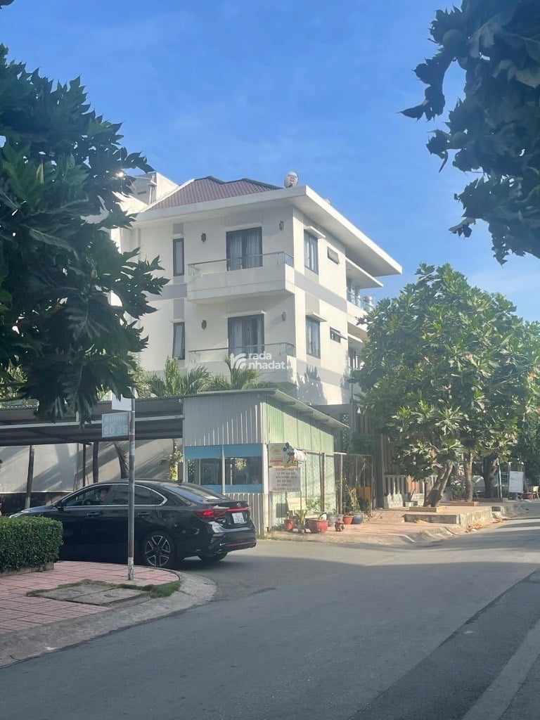 Mặt Tiền Lô Góc - NGANG 10M - Biệt Thự Sân Vườn - Phù Hợp Vừa Vừa Kinh Doanh CF - 169M2 (10x17) - 3