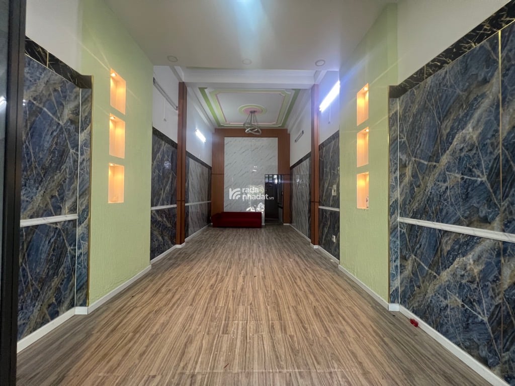 HẺM XE HƠI ĐỘC LẬP, TÂN PHÚ, CHUẨN 82M2 HIẾM CÓ. GIẢM 550TR CHỈ CÒN 11.5T TL TỐT