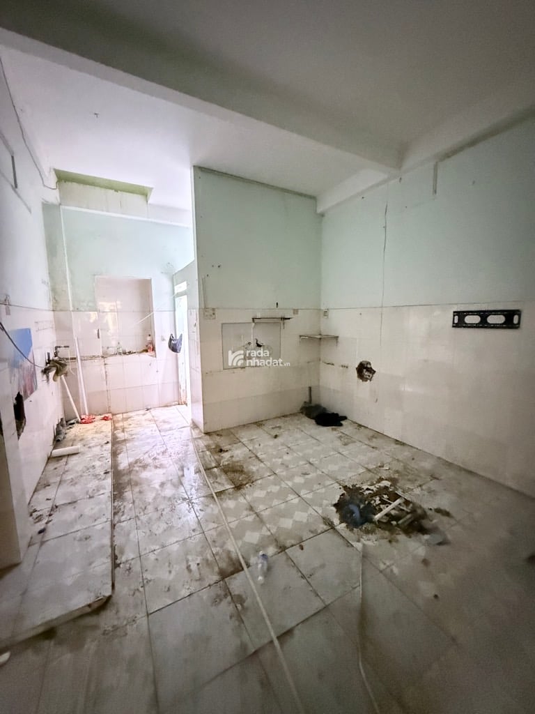 ĐÓN ĐẦU TUYẾN METRO, HXH CÁCH MẠNG THÁNG 8, TÂN BÌNH, 65M2 TIỆN XÂY. GIẢM 750TR CHỈ 11T 