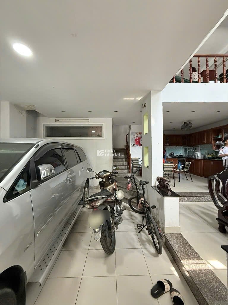 BÁN NHÀ ĐẸP DIỆN TÍCH KHỦNG - SIÊU PHẨM KINH DOANH