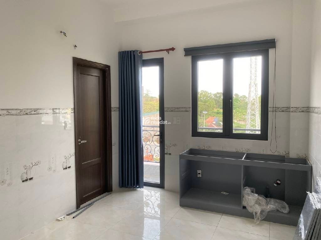 Bán nhà lô góc  gần tân kỳ tân quý bình hưng hoà