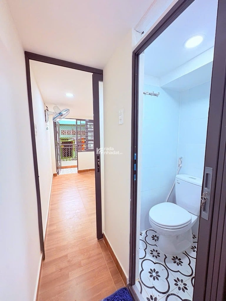 HẺM XE HƠI THÀNH MỸ, TÂN BÌNH, 3 TẦNG MỚI Ở NGAY. GIẢM 350TR CHỈ CÒN 2.15T TL 