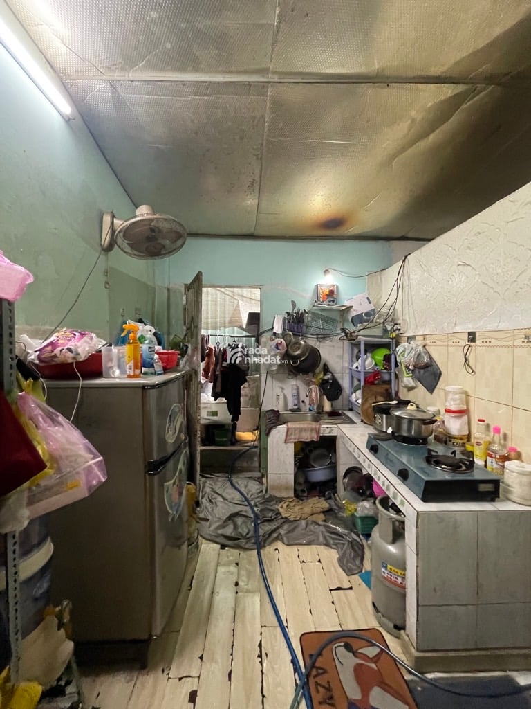 CÁCH MẶT TIỀN VÀI CĂN , NGANG LỚN 6M , NỞ HẬU -  NHÀ ĐẸP Ở NGAY 97M2 CHỈ 5.3 TỶ 