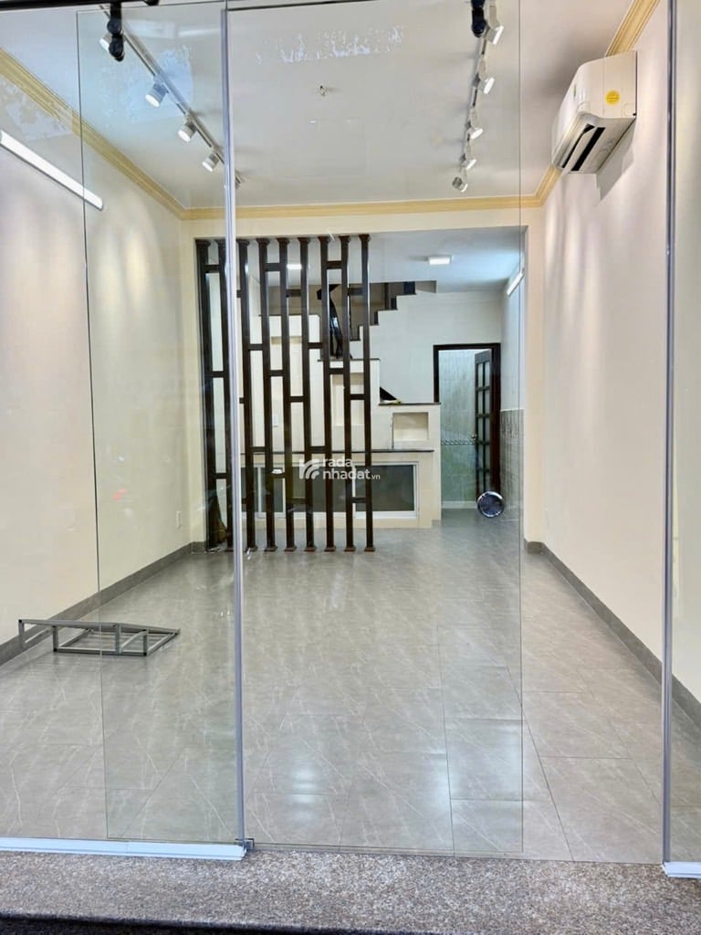 MẶT TIỀN KD VIP, GIÁ RẺ, NGUYỄN THÁI BÌNH, TÂN BÌNH, 4 TẦNG CÓ KC MỚI. GIẢM 650TR CHỈ CÒN 10.5T TL 