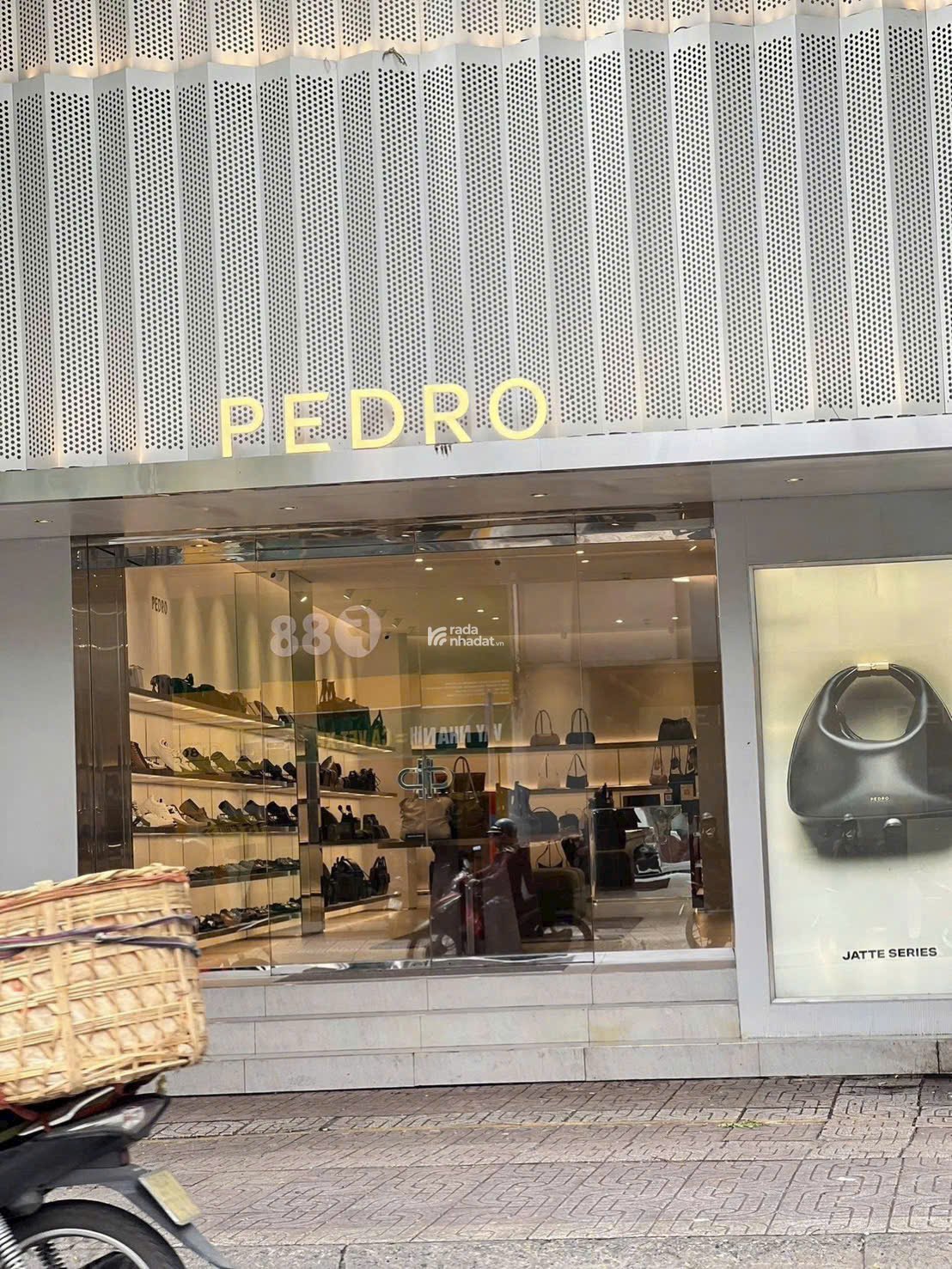 NHÀ ĐẸP MẶT TIỀN ĐƯỜNG  NGUYỄN TIỂU LA, QUẬN 10 (DT 4,5x14m) 5 tầng