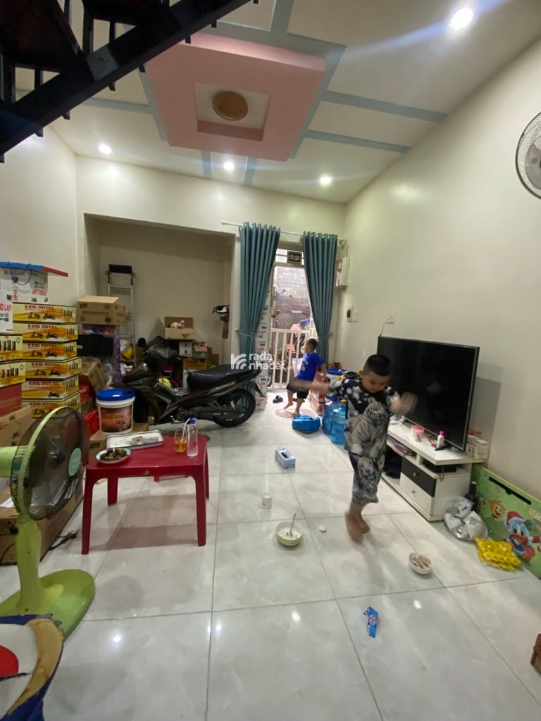 BÁN NHÀ PHƯỜNG 15 QUẬN 8 32M2 3.2 TỶ GẦN CHỢ BÌNH ĐÔNG NGUYỄN VĂN LUÔNG 