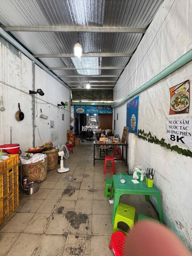 MẶT TIỀN NGAY SÂN BAY - THÍCH HỢP XÂY MỚI CAO 