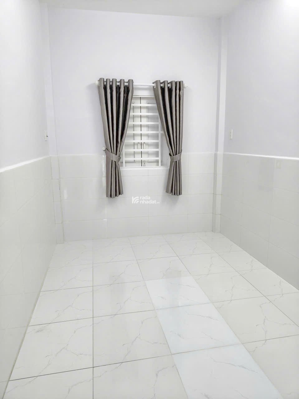 Bán nhà mới 1 lầu hẻm 314 đường Âu Dương Lân P.3 Quận 8