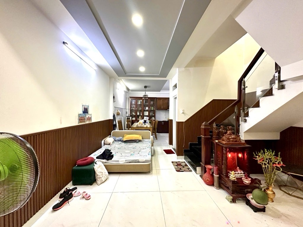 TÂN PHÚ - HẺM Ô TÔ - NGANG 4.5M - 3 LẦU - NHÀ MỚI ĐẸP 