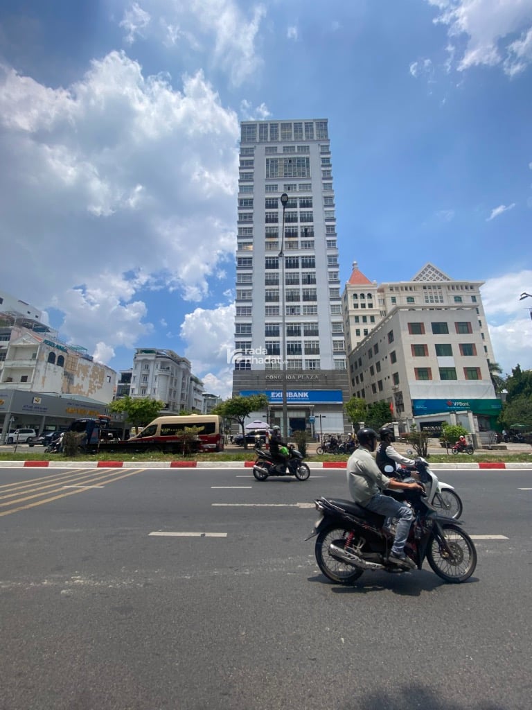 CĂN GÓC 2 MẶT TIỀN KHÚC KHÔNG CÓ NHÀ BÁN - KINH DOANH SẦM UẤT NHẤT CỘNG HOÀ - 4 TẦNG BTCT 