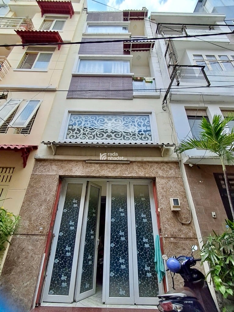 NGAY TRUNG TÂM QUẬN 1  NHÀ MỚI- 4 TẦNG BTCT - VÀO Ở NGAY