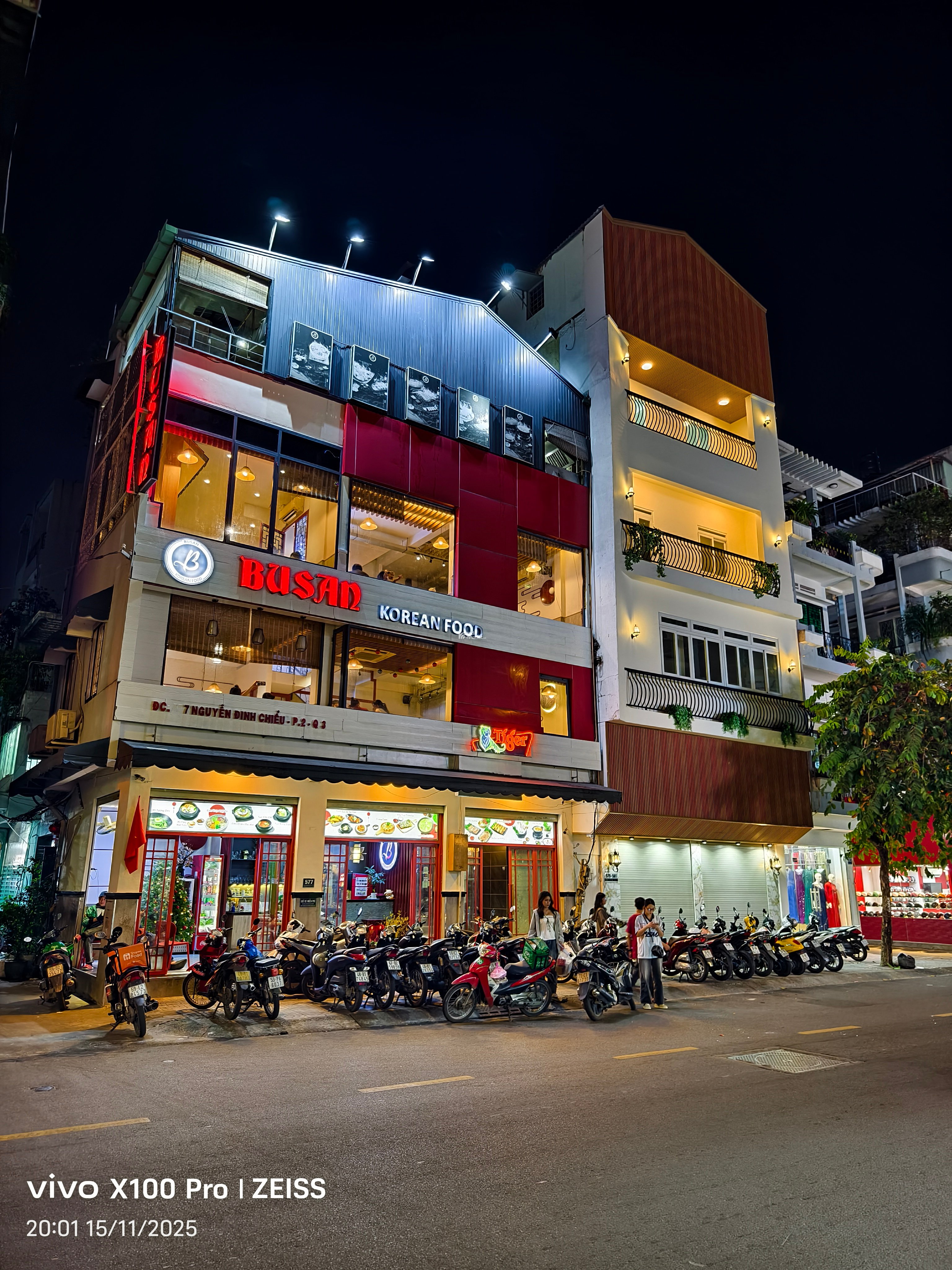 Nhà đẹp Mặt tiền Nguyễn Đình Chiểu Q3 - 6,2x10,5 x 5 tầng. Vị trí đẹp cho kinh doanh