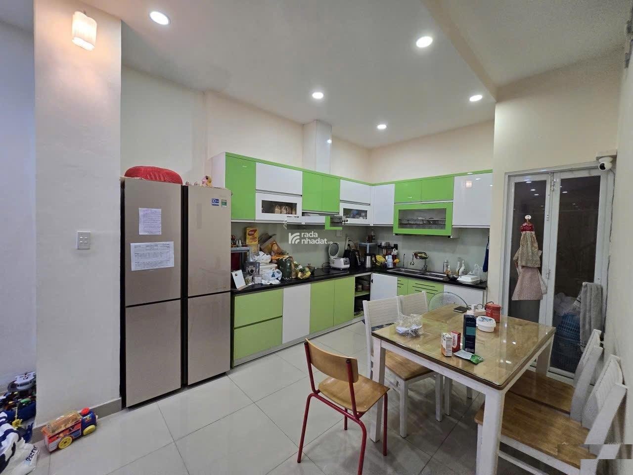 CHO THUÊ NHÀ PHẠM VĂN ĐỒNG HIỆP BÌNH CHÁNH THỦ ĐỨC, Trệt 2 Lầu 4PN giá 17TR