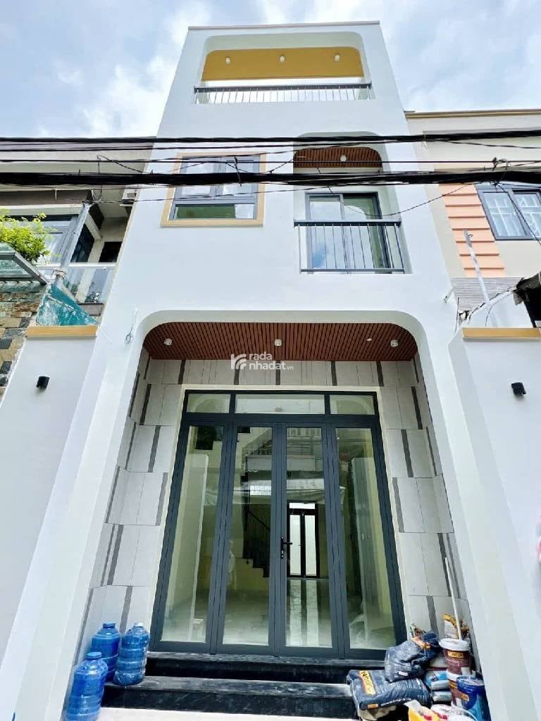 SIÊU PHẨM BÌNH TÂN - 3 TẦNG - HẺM XE HƠI - CHỈ NHỈNH 6 TỶ 