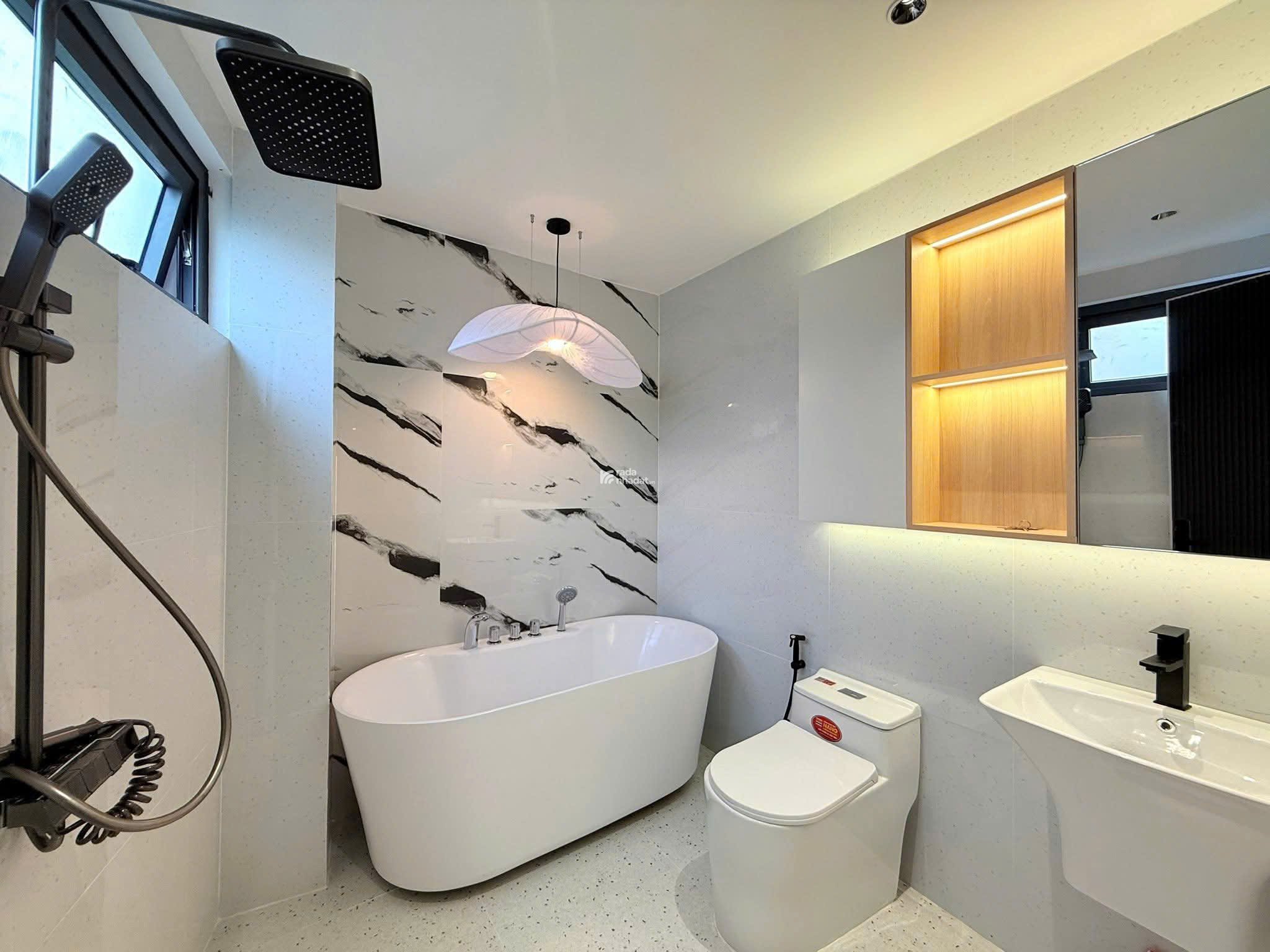 SIÊU PHẨM CHILL CHILL 6 ĐỒNG HƠN - 4 TẦNG GẦN 40M2 NGANG 6.2M - HẺM 3G RỘNG