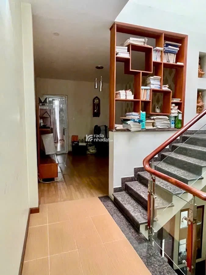 Hẻm 10m có vỉa hè Nguyễn Hữu Tiến 104m2, kinh doanh, ở, đầu tư tuyệt vời