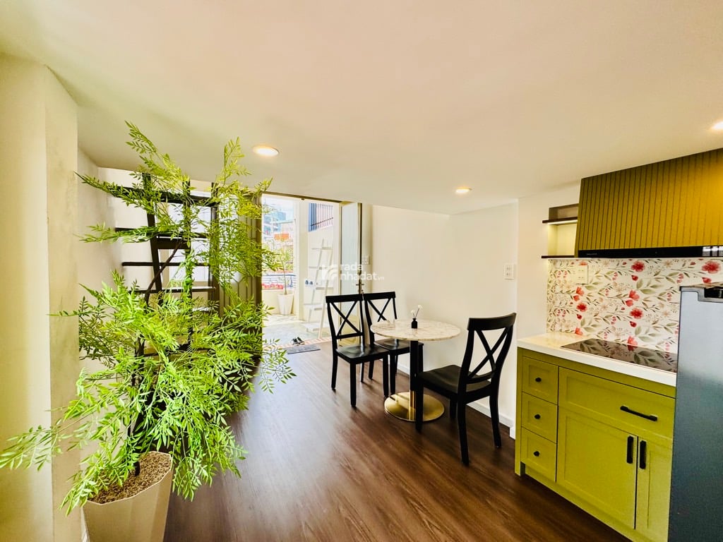 CHỈ 5.XTY BỚT LỘC - NHÀ HẺM SEC XE TẢI ĐỔ CỬA NGAY KHU VIP PHAN XÍCH LONG - THIẾT KẾ ĐẸP - 3 TẦNG