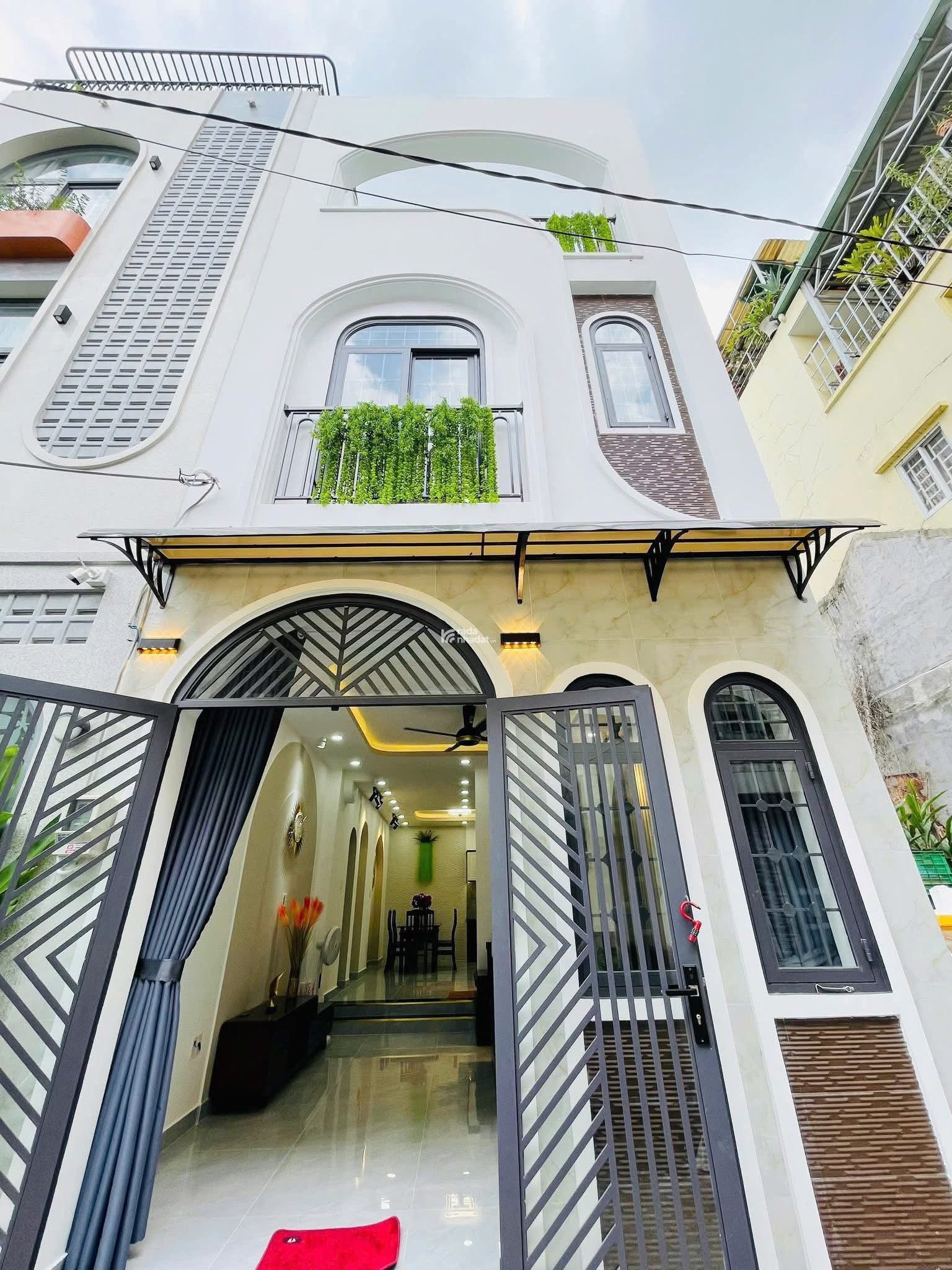 Bán nhà có sổ Đường Huỳnh Văn Bánh Phú Nhuận 48m2 Giá 2ty780 LH Vân