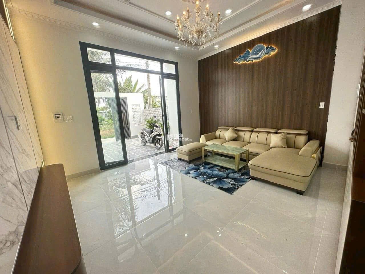 nhà Nguyêncăn 130m gần chợ đệm hoàn công mới 99% 2024 1 trệt 1 lầu đúc