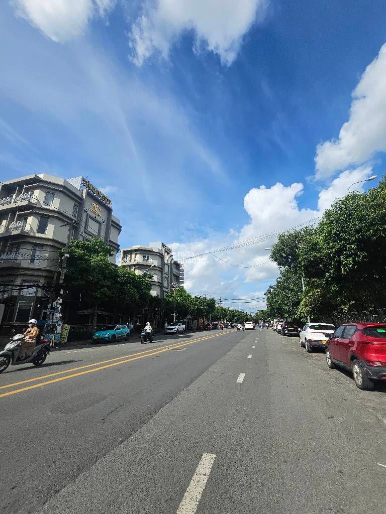 CHẾ LAN VIÊN, TÂN PHÚ, 44M2 NGANG CHUẨN 4M NGANG. GIẢM 550TR CHỈ 3.85T TL TỐT