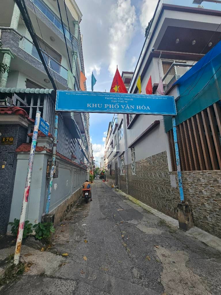 CHẾ LAN VIÊN, TÂN PHÚ, 44M2 NGANG CHUẨN 4M NGANG. GIẢM 550TR CHỈ 3.85T TL TỐT