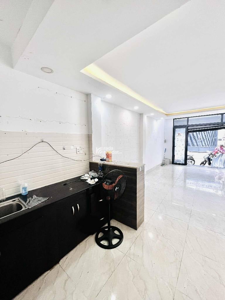 HẺM XE TẢI PHẠM VĂN ĐỒNG, BÌNH THẠNH, 40M2 NGANG SIÊU RỘNG. GIẢM 650TR CHỈ CÒN 8.3T TL 