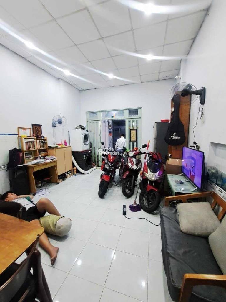 BÁN NHÀ ĐOÀN GIỎI 48M2 2PN 4.35 TỶ GẦN CHỢ VÀ TRƯỜNG HỌC SƠN KỲ TÂN PHÚ