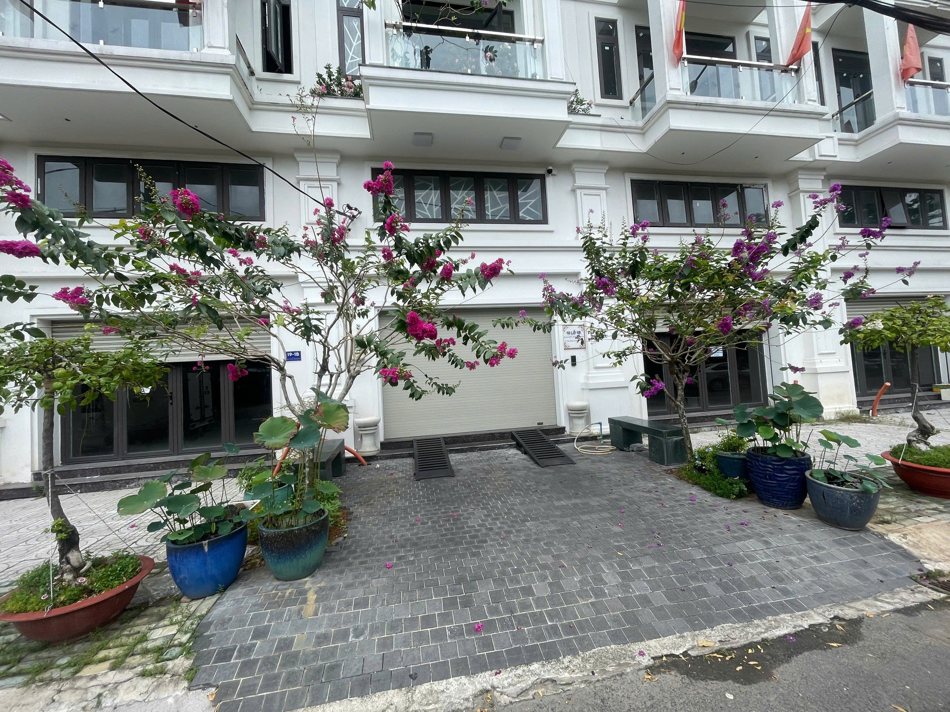 SIÊU PHẨM SHOPHOUSE KHU CHỢ AN SƯƠNG- LÔ GÓC 2 MẶT TIỀN ĐƯỜNG DD5 - 5 TẦNG - 7 X20M- 128M2 - 6PN 
