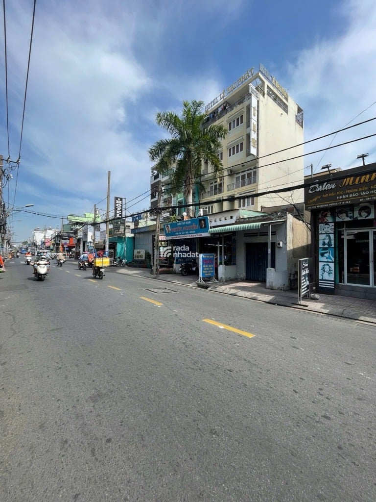 BÁN NHÀ MẶT TIỀN AN DƯƠNG VƯƠNG PHƯỜNG 10 QUẬN 6 70M2 7 TỶ TIỆN XÂY MỚI KINH DOANH