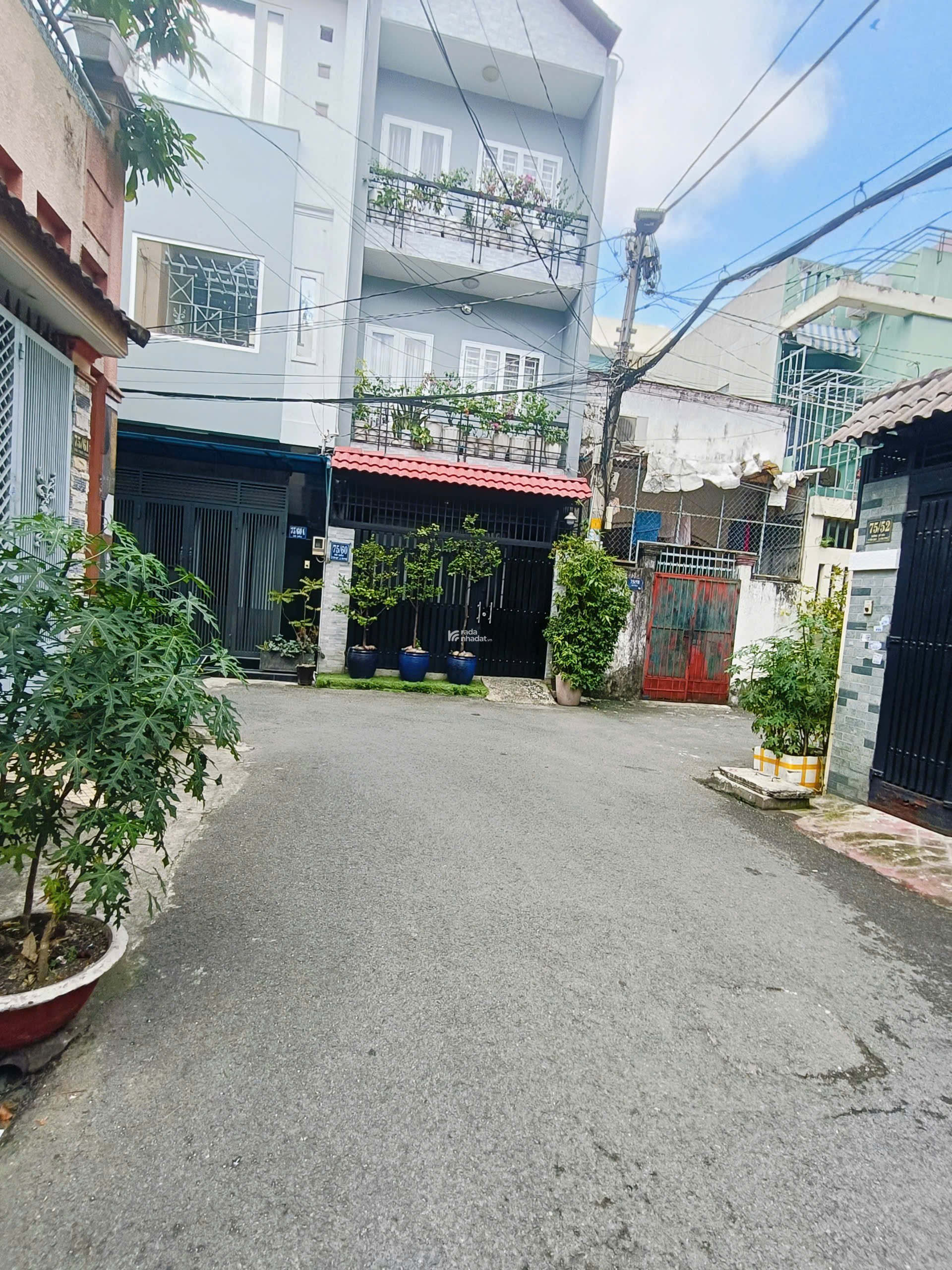 6,3 Tỷ! HXH  Phường Tân Sơn Nhì- Sát bên chợ Trần Vă Ơn. Q Tân Phú. DT: 4,9x9,5m