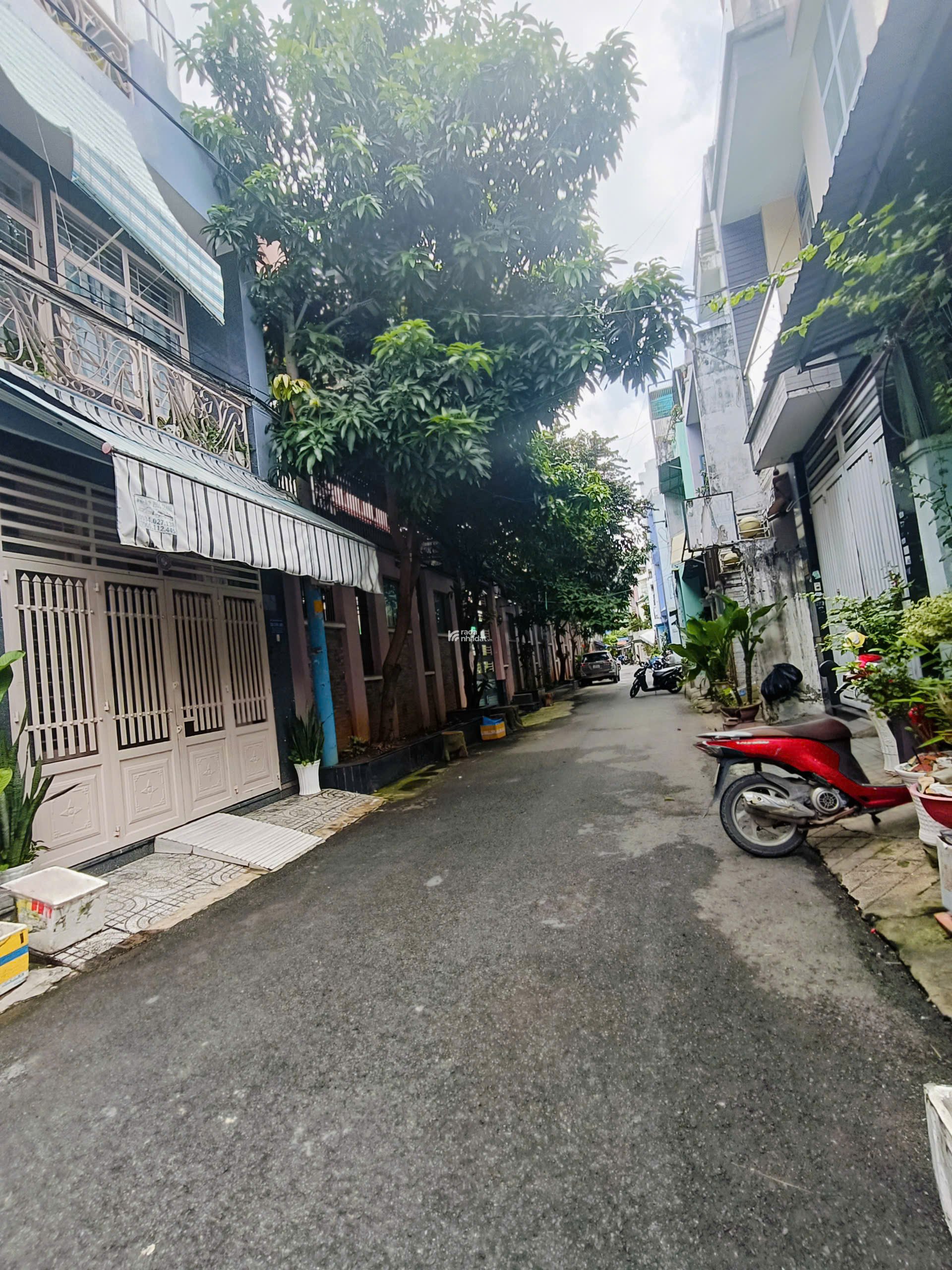 6,3 Tỷ! HXH  Phường Tân Sơn Nhì- Sát bên chợ Trần Vă Ơn. Q Tân Phú. DT: 4,9x9,5m