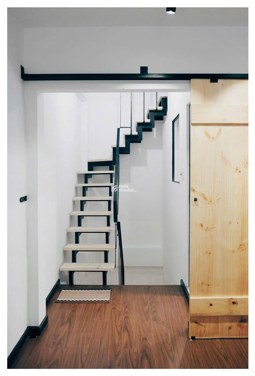 CẦN BÁN NHÀ PHỐ BÙI VIỆN QUẬN 1, 25M2, 2 LẦU, GIÁ 5.1 TỶ