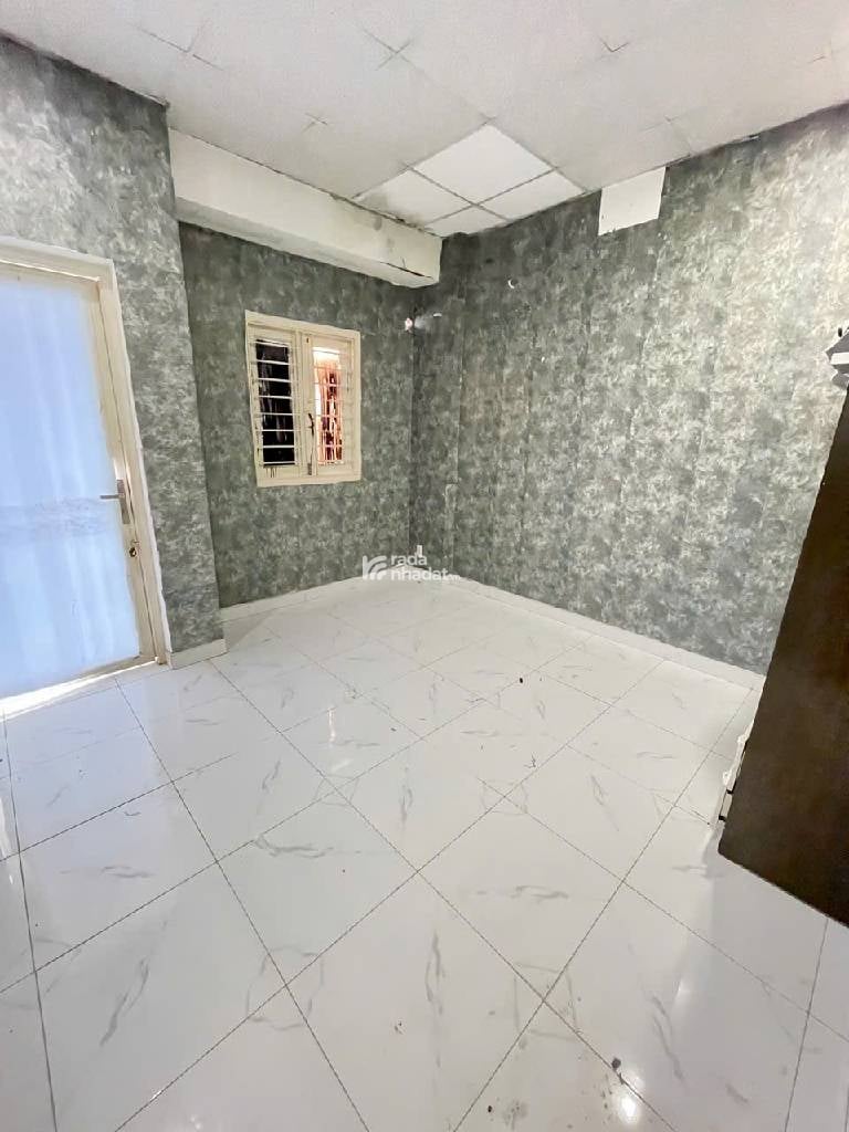 Nhà đẹp BTCT 3 tầng, HXH né nhau, ngay siêu thị AEON 
