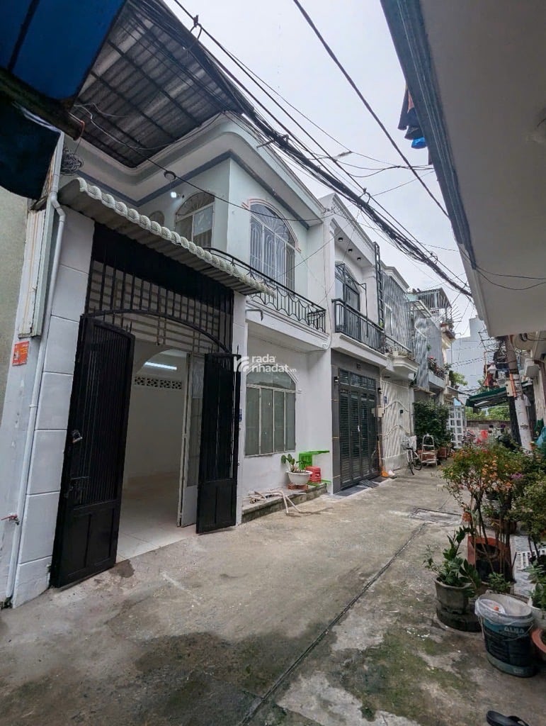 gò vấp 42m2, nhỉnh 4T, hẽm xe hơi