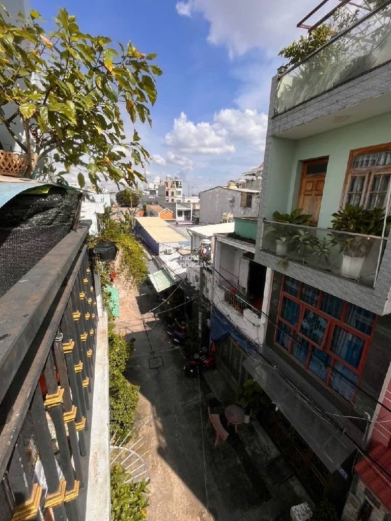 Bán nhà đường tân kỳ tân quý gần kênh tham lương