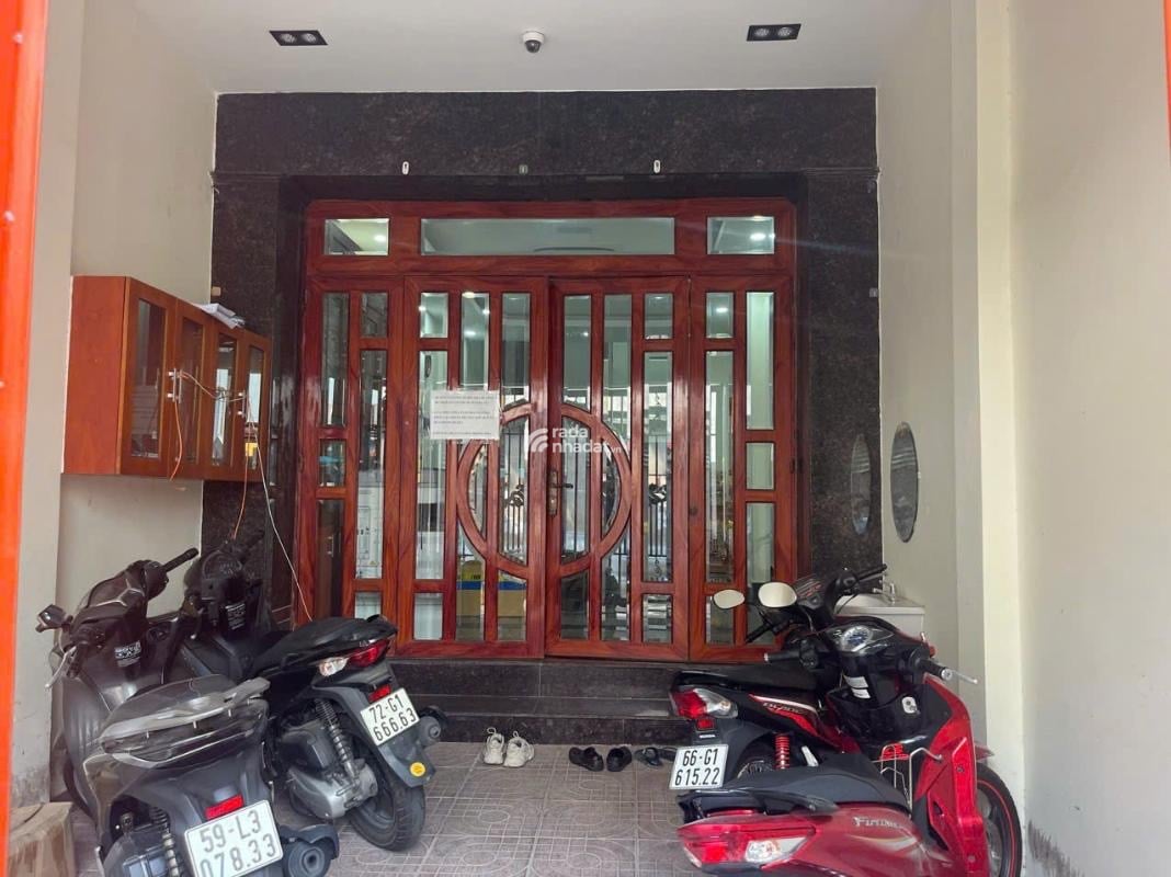 Siêu phẩm 4 tầng có dòng tiền 16tr/ tháng - HXH thông, giáp Hiệp Phú - 4x18m - Chỉ nhỉnh 7 tỷ