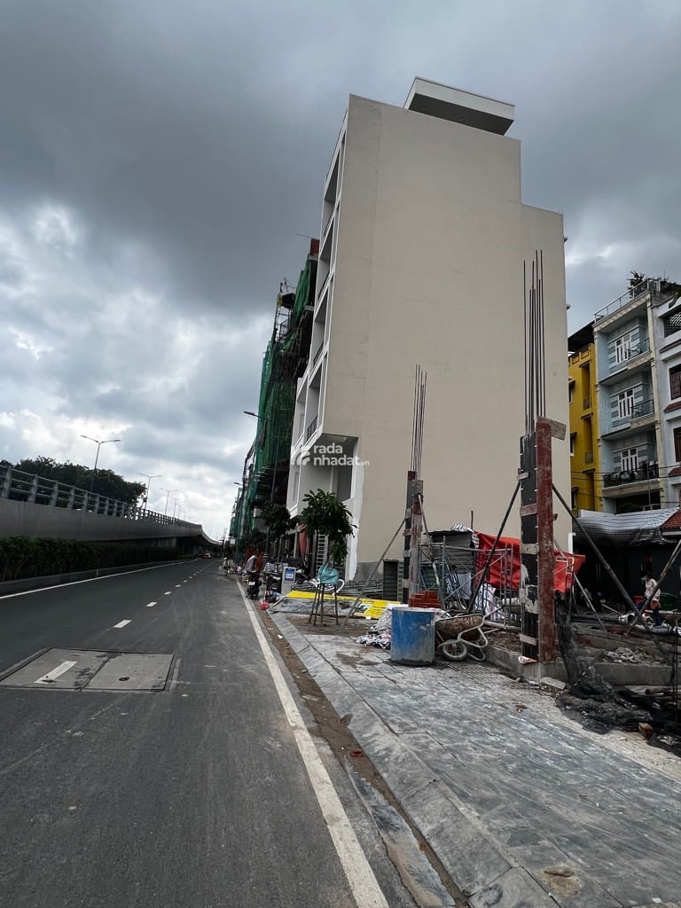 MTKD TRẦN QUỐC HOÀN, TÂN BÌNH, 5.5M NGANG TIỆN XÂY. GIẢM 350TR CHỈ CÒN 12.3T TL 