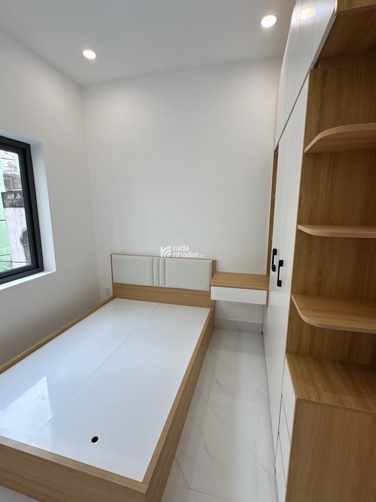 HẺM XE HƠI SÁT NHÀ, HOÀNG DIỆU, PHÚ NHUẬN, 51M2 CÓ KC Ở NGAY. GIẢM 350TR CHỈ 8T TL 