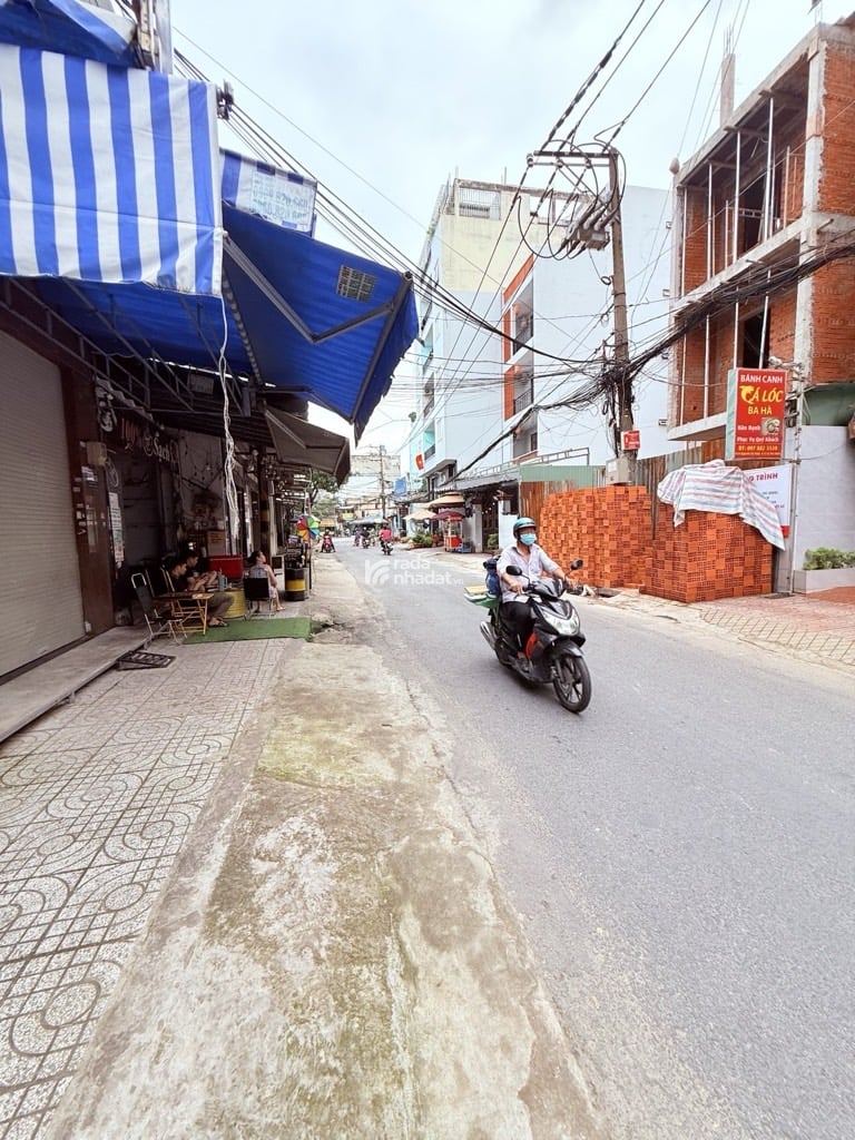 HẺM XE HƠI NGUYỄN SỸ SÁCH, TÂN BÌNH, 81M2 MỚI Ở NGAY. GIẢM 350TR CHỈ 11T 