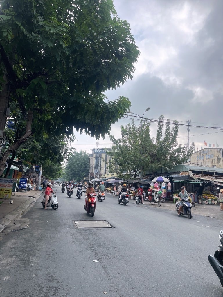 HẺM XE HƠI NGUYỄN SỸ SÁCH, TÂN BÌNH, 81M2 MỚI Ở NGAY. GIẢM 350TR CHỈ 11T 