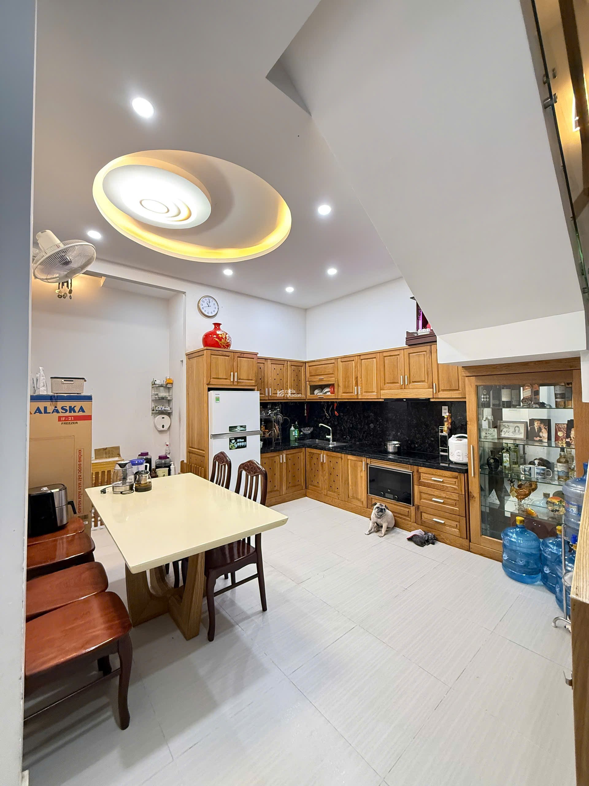 BÁN NHẢ HẺM Ô TÔ CMT8 Q3 - 4.2x12.6 - nhà 4 tầng - 15 tỷ TL