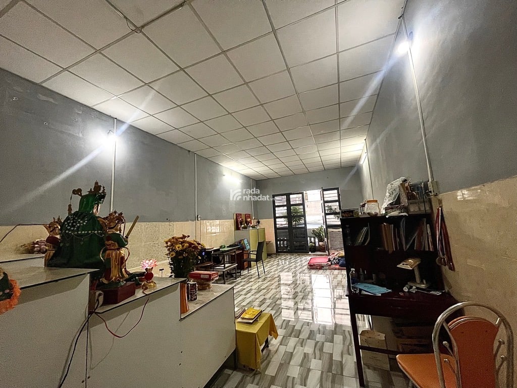 HẺM XE HƠI THẲNG TRỤC SÁT MẶT TIỀN, 2 TẦNG GẦN CHỢ LINH TRUNG, 4,5X14, NHỈNH 6 TỶ.