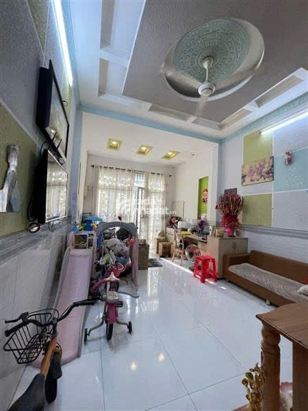 Chính Chủ Bán Gấp Nhà 2 Tầng  Nhỉnh 5 Tỷ Hẻm Xe Hơi Lê Đức Thọ P 14 Q Gò Vấp