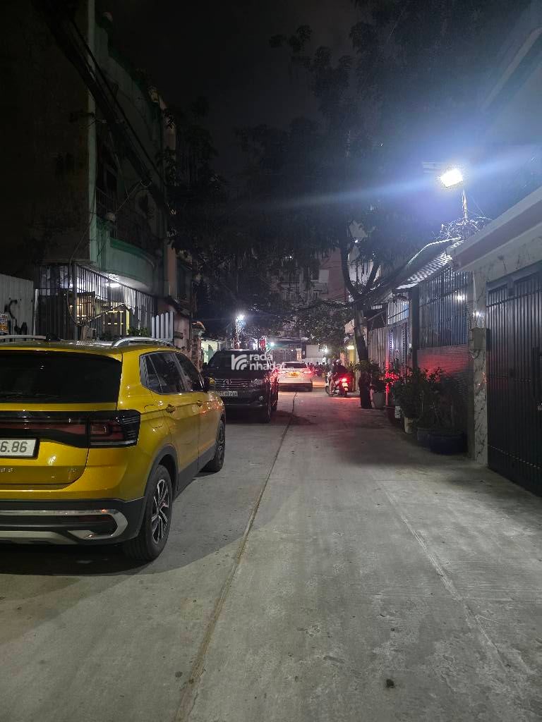  CHỈ 6.xx TỶ  NHÀ 2 TẦNG,  70m2 - SÁT AEON TÊN LỬA - BÌNH TÂN 