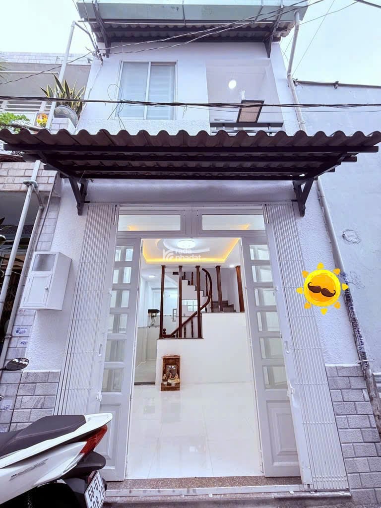 Chỉ 3.5 Tỷ có ngay nhà đẹp 3 tầng trung tâm Gò Vấp  Nguyễn Văn Khối Thông Tây Hội  