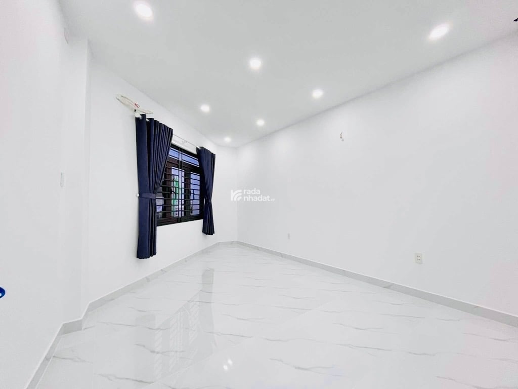 NHÀ MỚI LÔ GÓC – HXH THÔNG – 2P AEON – CHỢ TÂN HƯƠNG – 60M2 NGANG 5 – 5 TẦNG FULL NỘI THẤT CHỈ 8.X