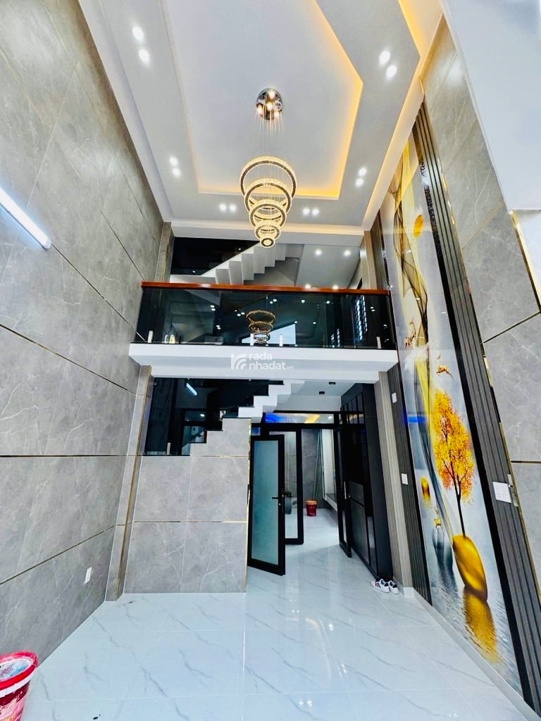 NHÀ MỚI LÔ GÓC – HXH THÔNG – 2P AEON – CHỢ TÂN HƯƠNG – 60M2 NGANG 5 – 5 TẦNG FULL NỘI THẤT CHỈ 8.X